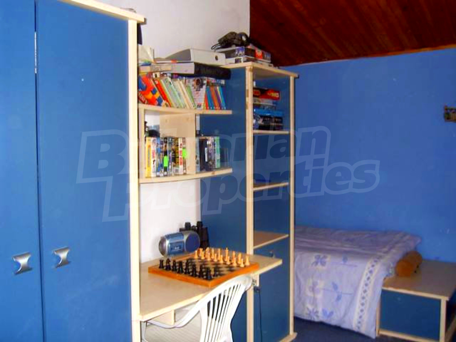 Gallery Picture 10