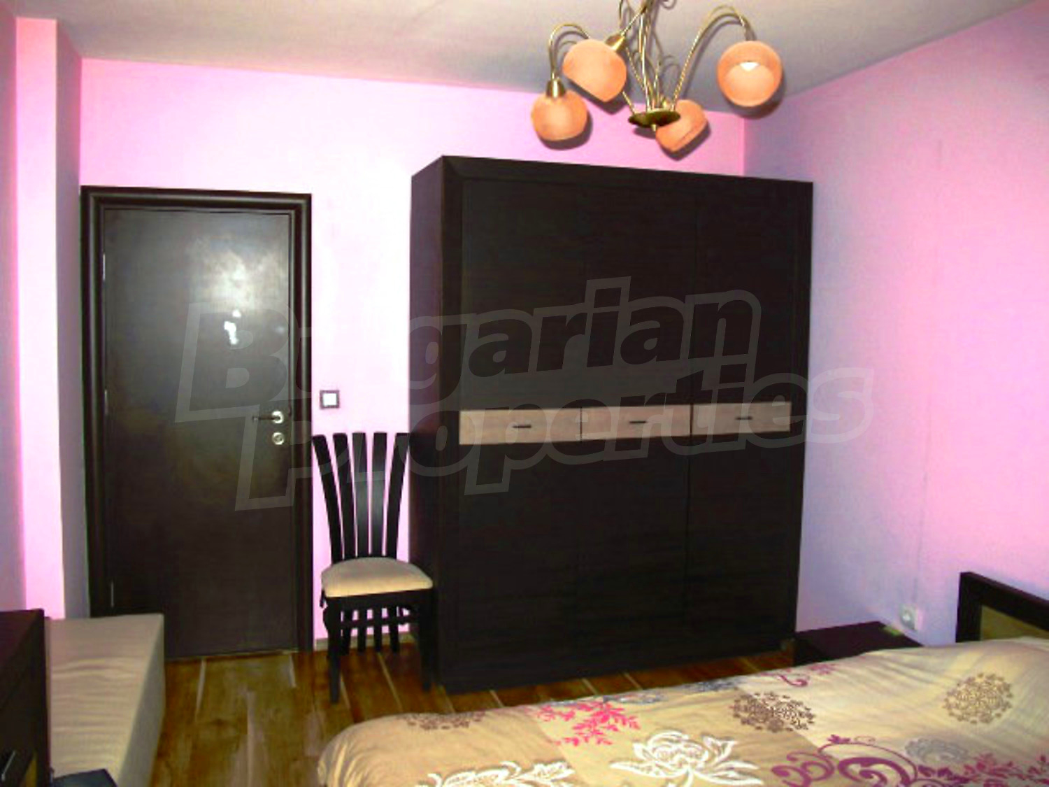 Gallery Picture 16