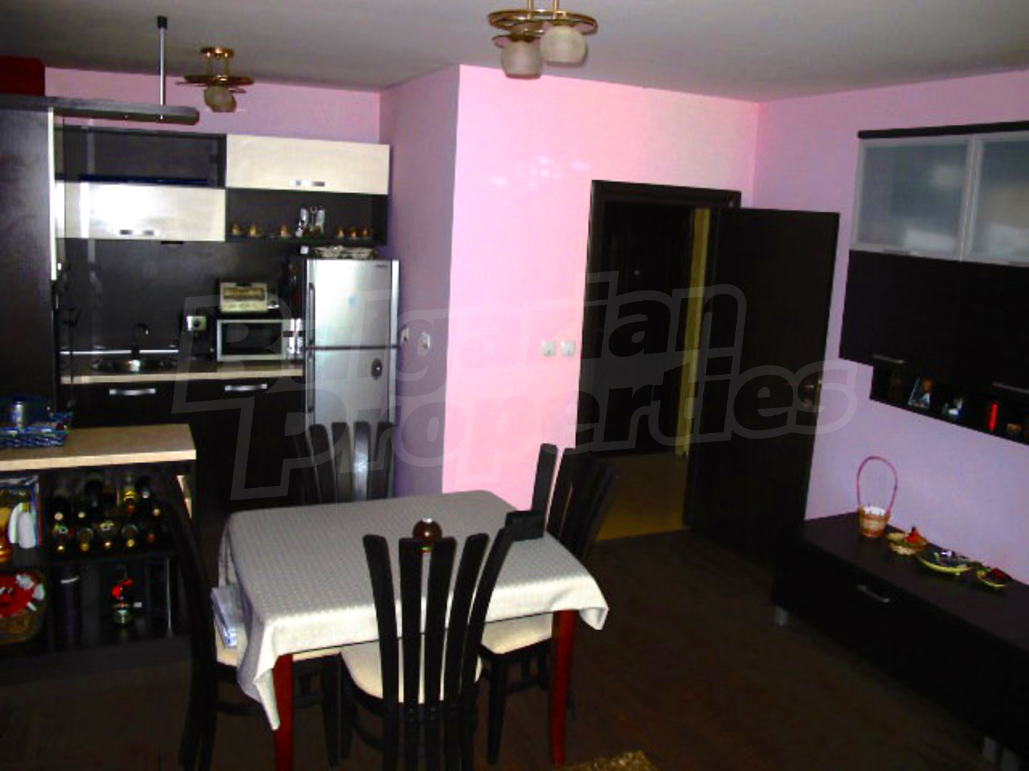 Gallery Picture 6