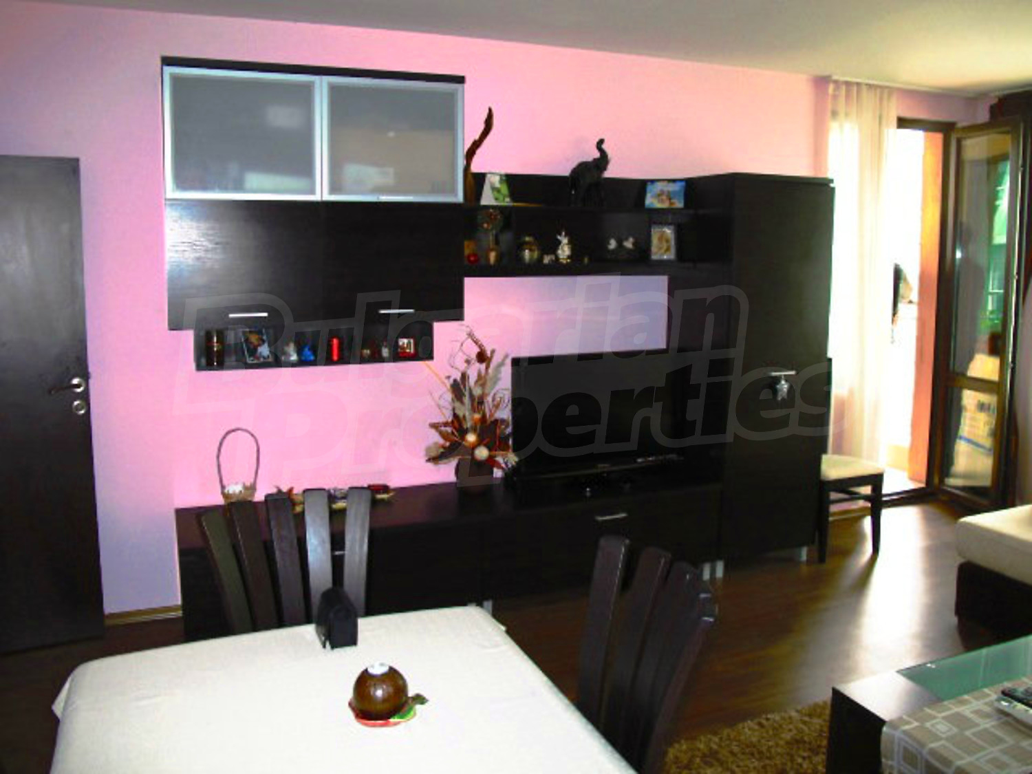 Gallery Picture 7
