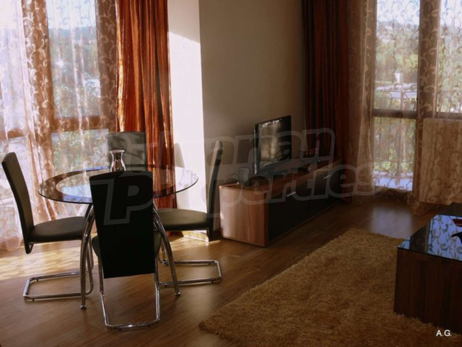 Gallery Picture 2