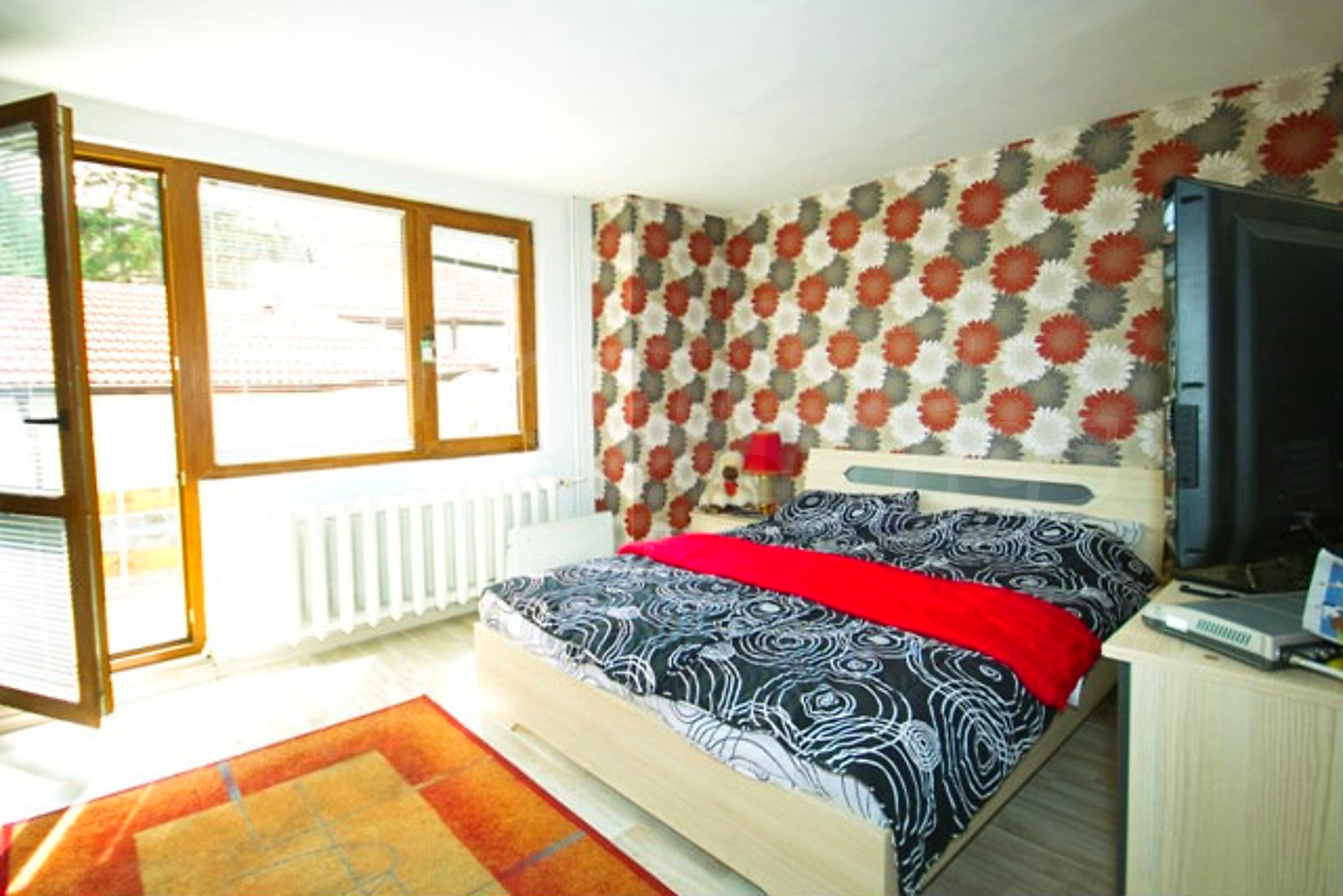 Gallery Picture 10