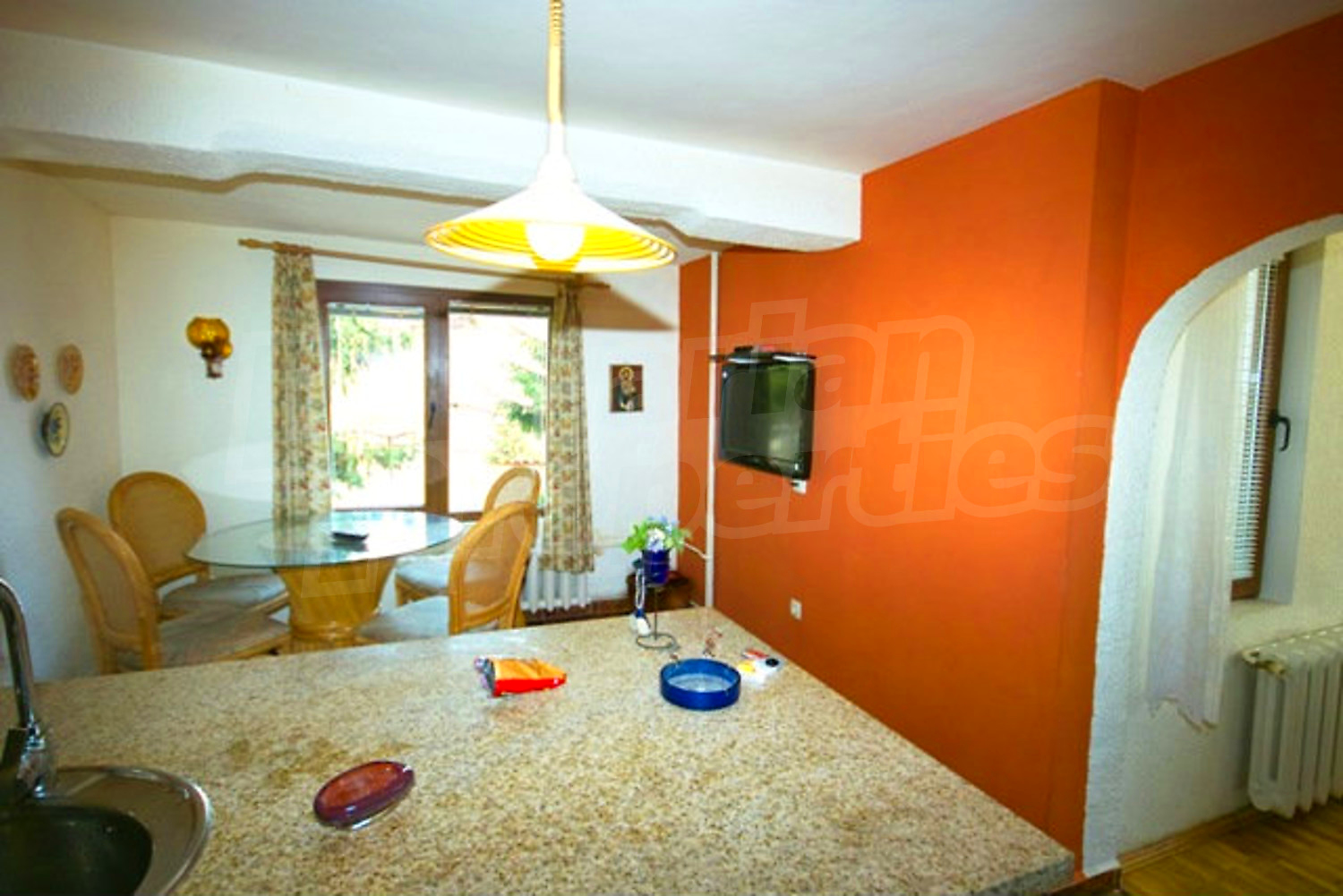 Gallery Picture 9