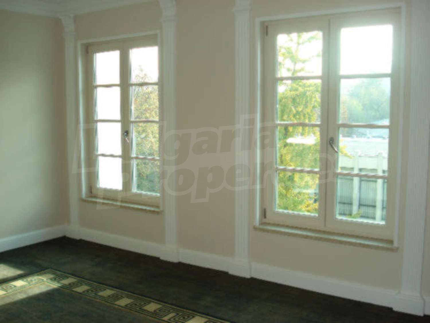 Gallery Picture 10