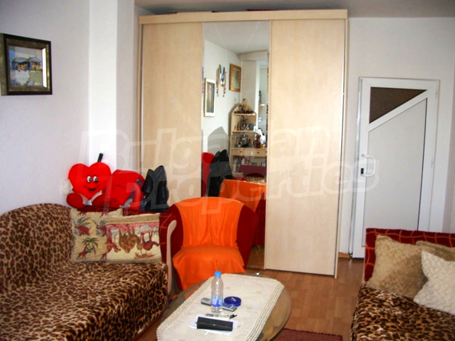 Gallery Picture 6