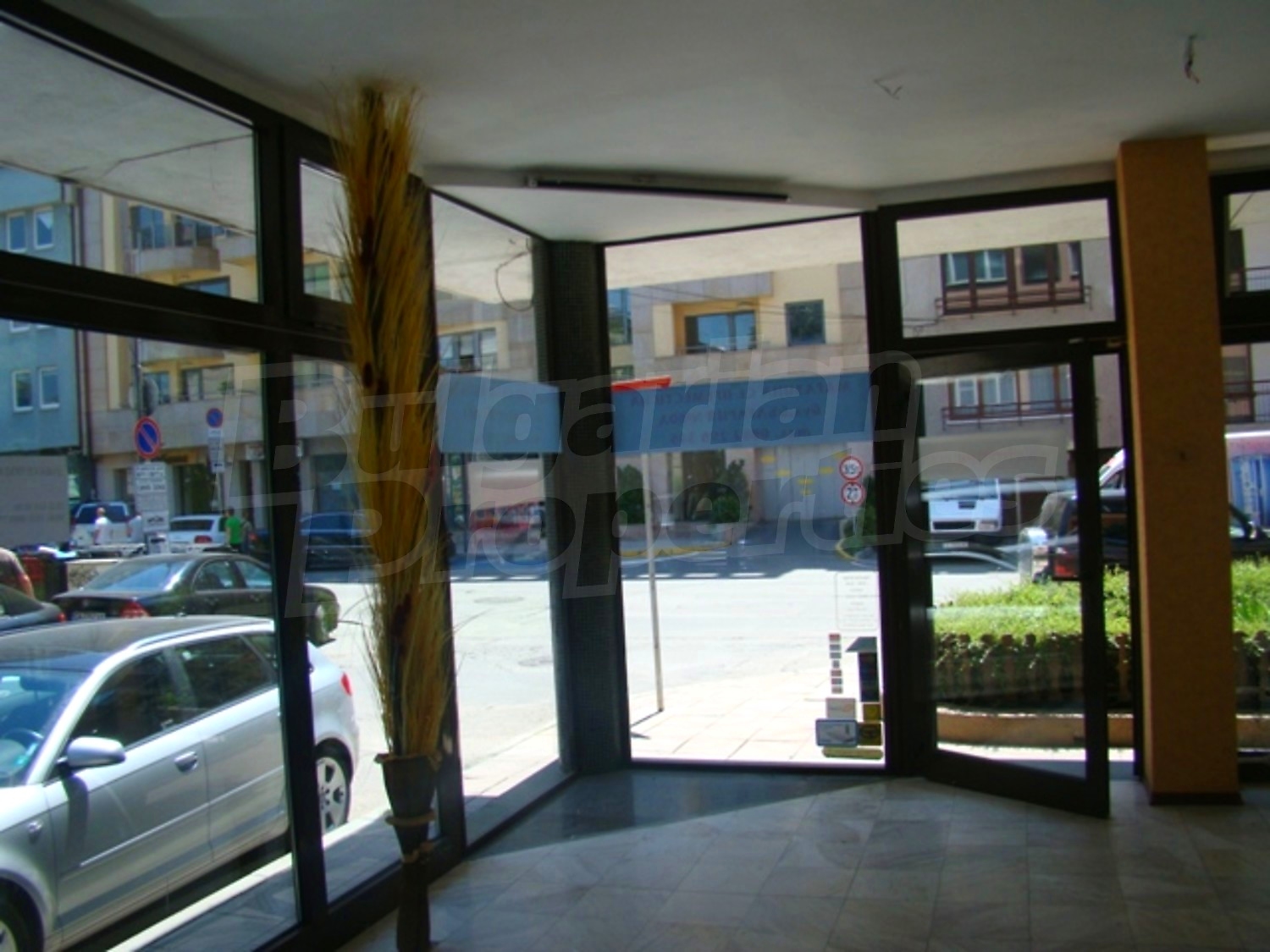 Gallery Picture 10