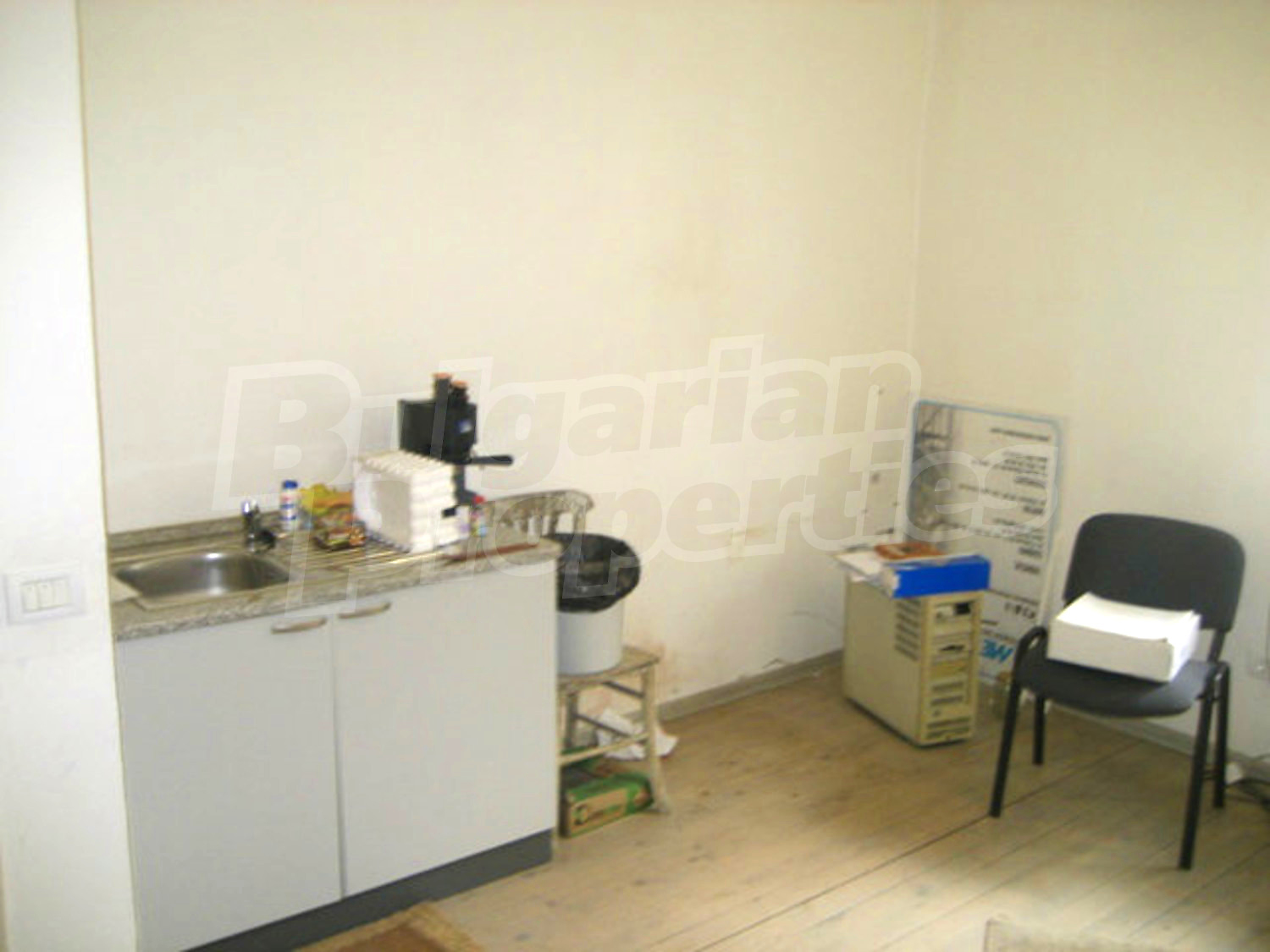 Gallery Picture 4