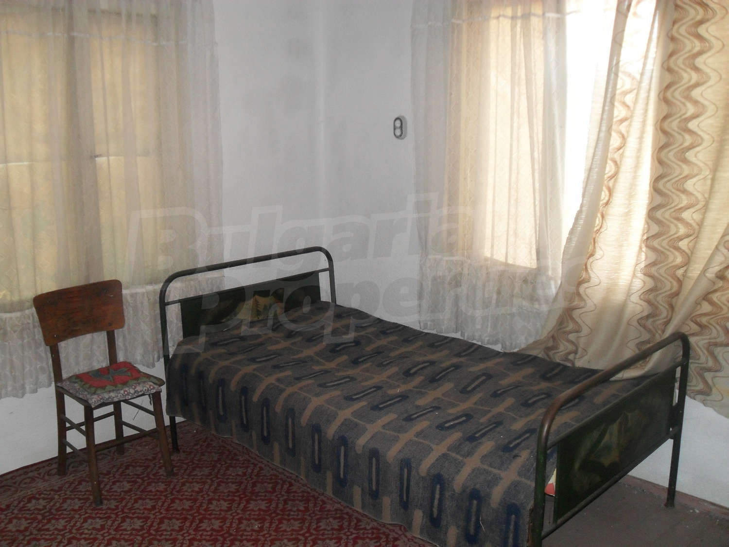 Gallery Picture 12
