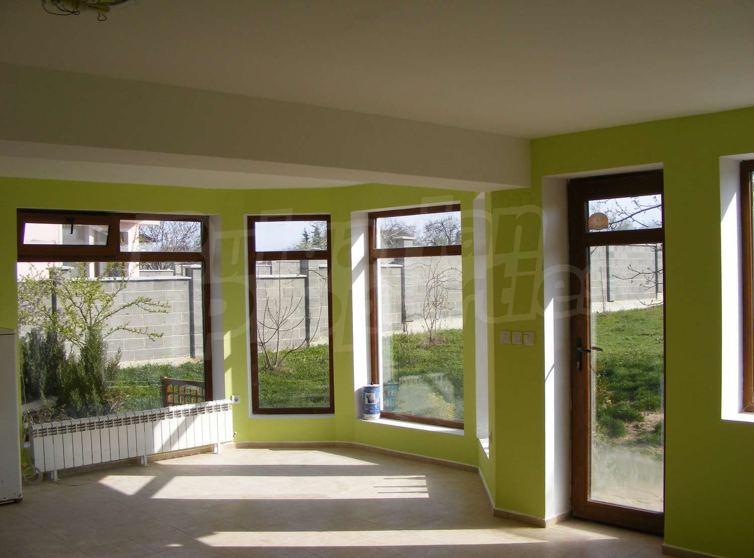 Gallery Picture 5