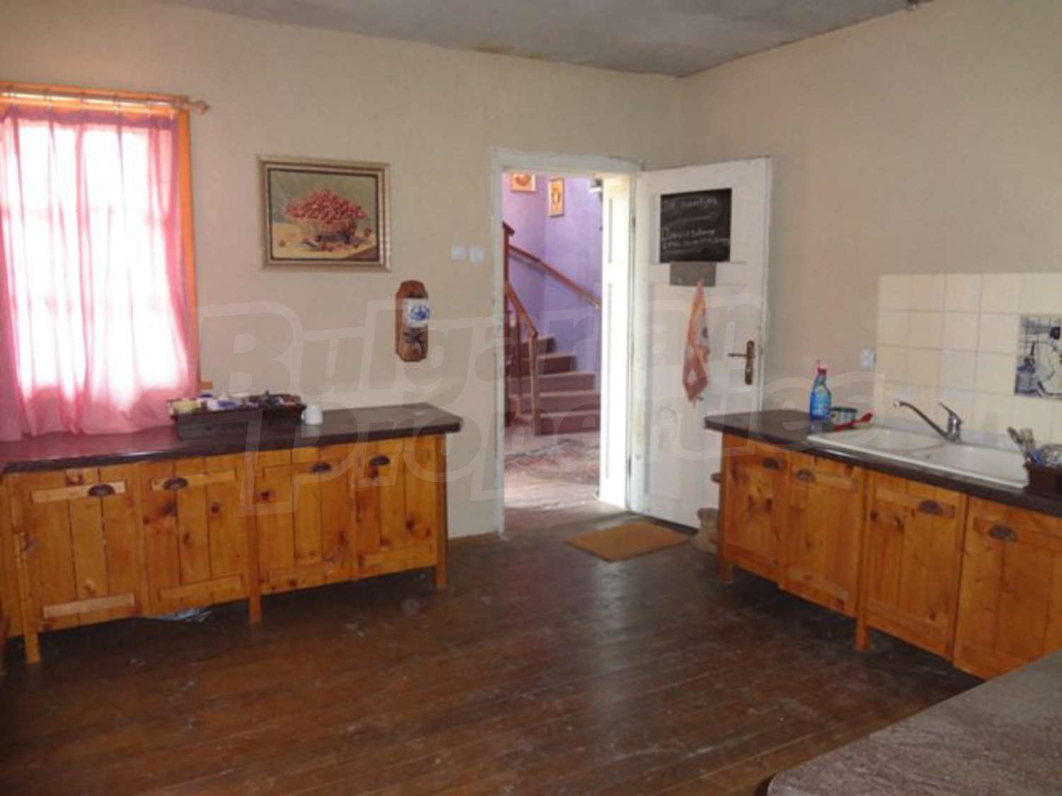 Gallery Picture 6