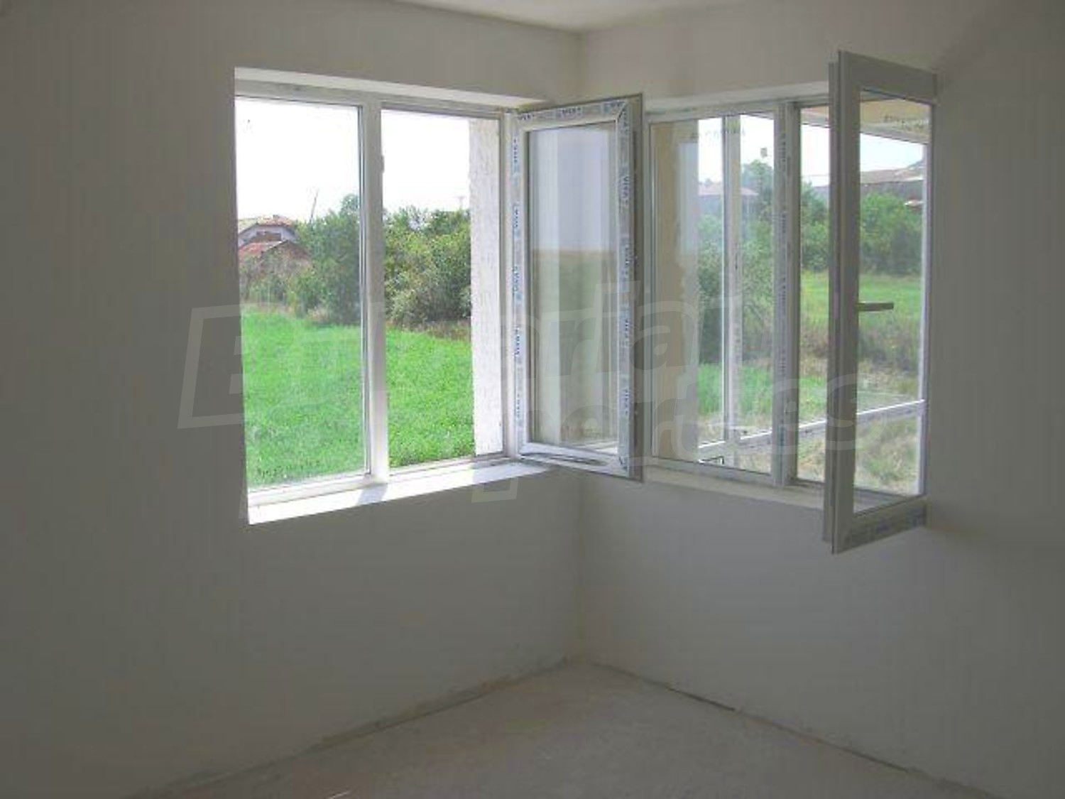 Gallery Picture 10