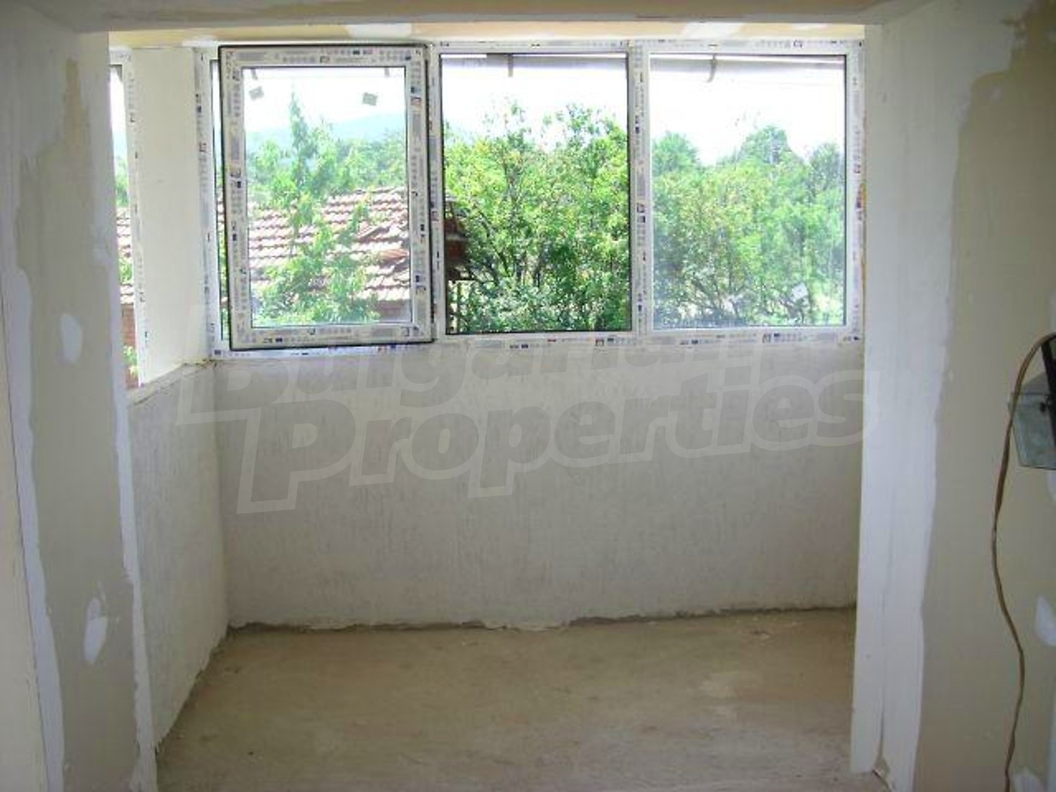 Gallery Picture 12