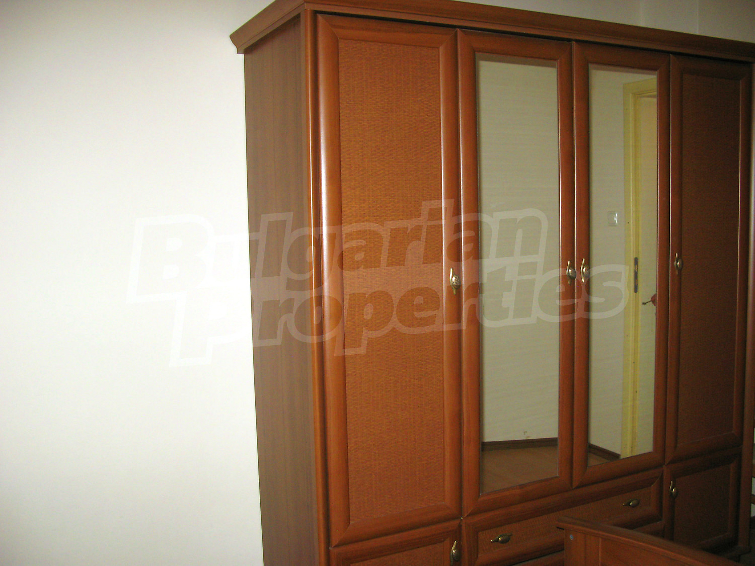 Gallery Picture 7