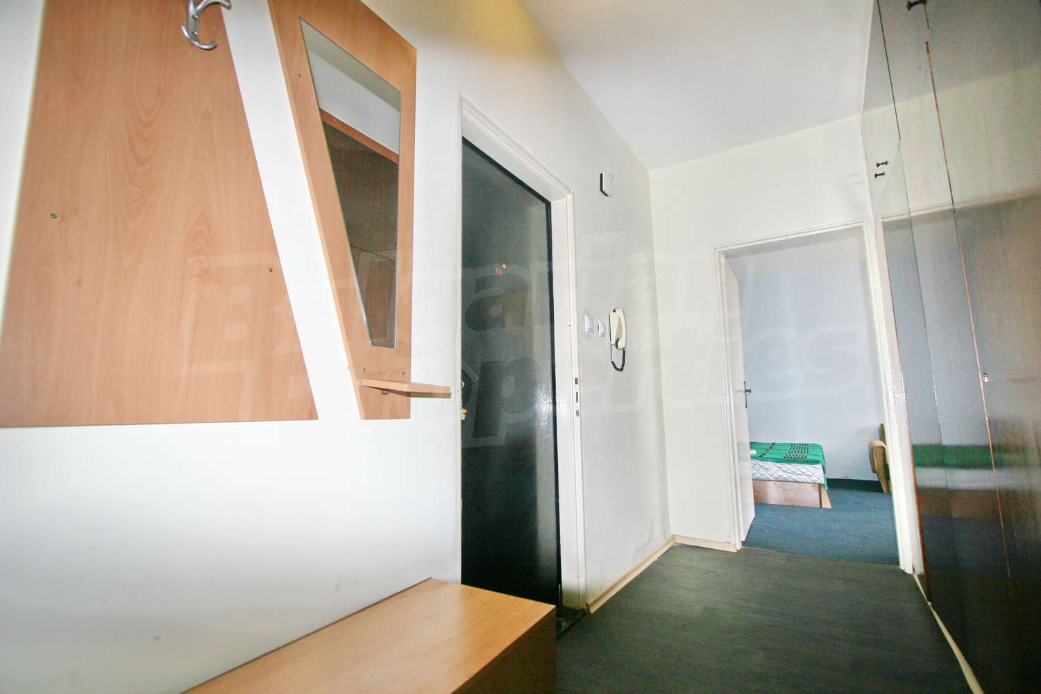 Gallery Picture 10