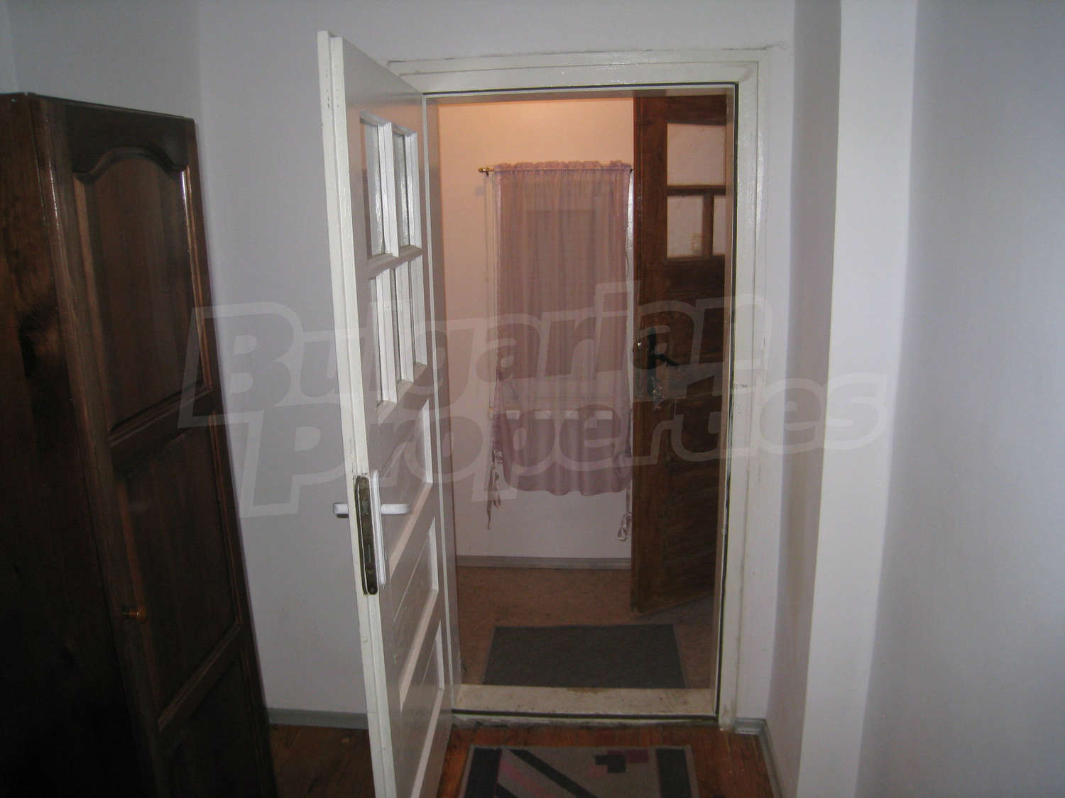 Gallery Picture 8