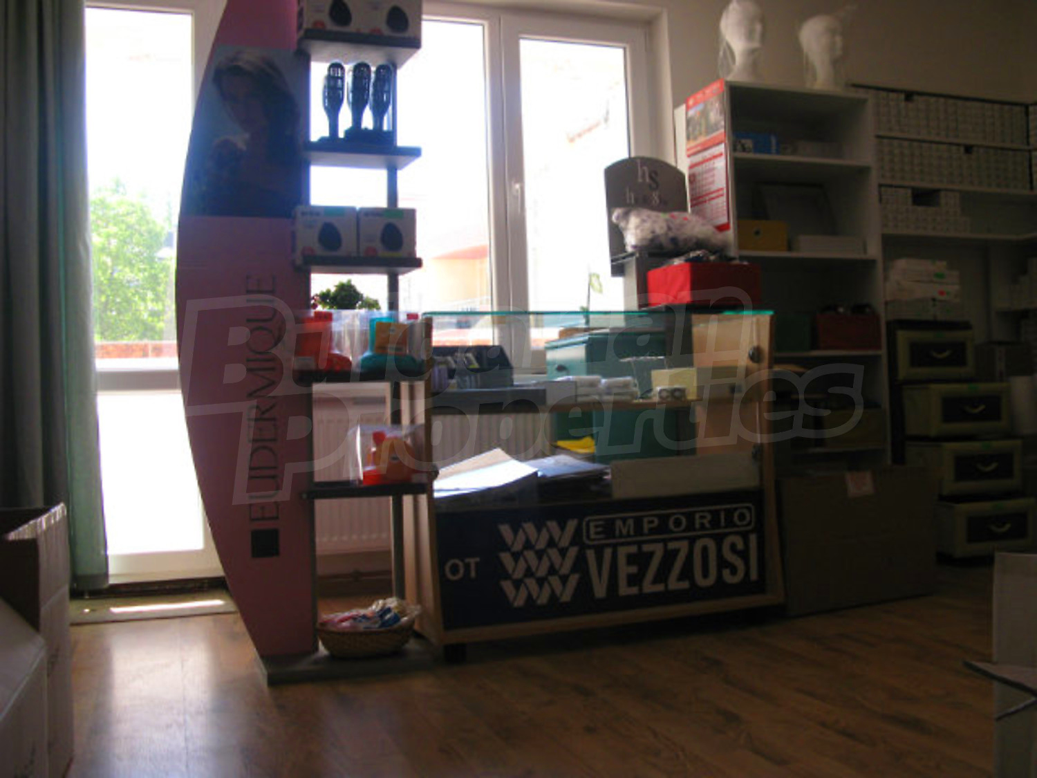 Gallery Picture 7