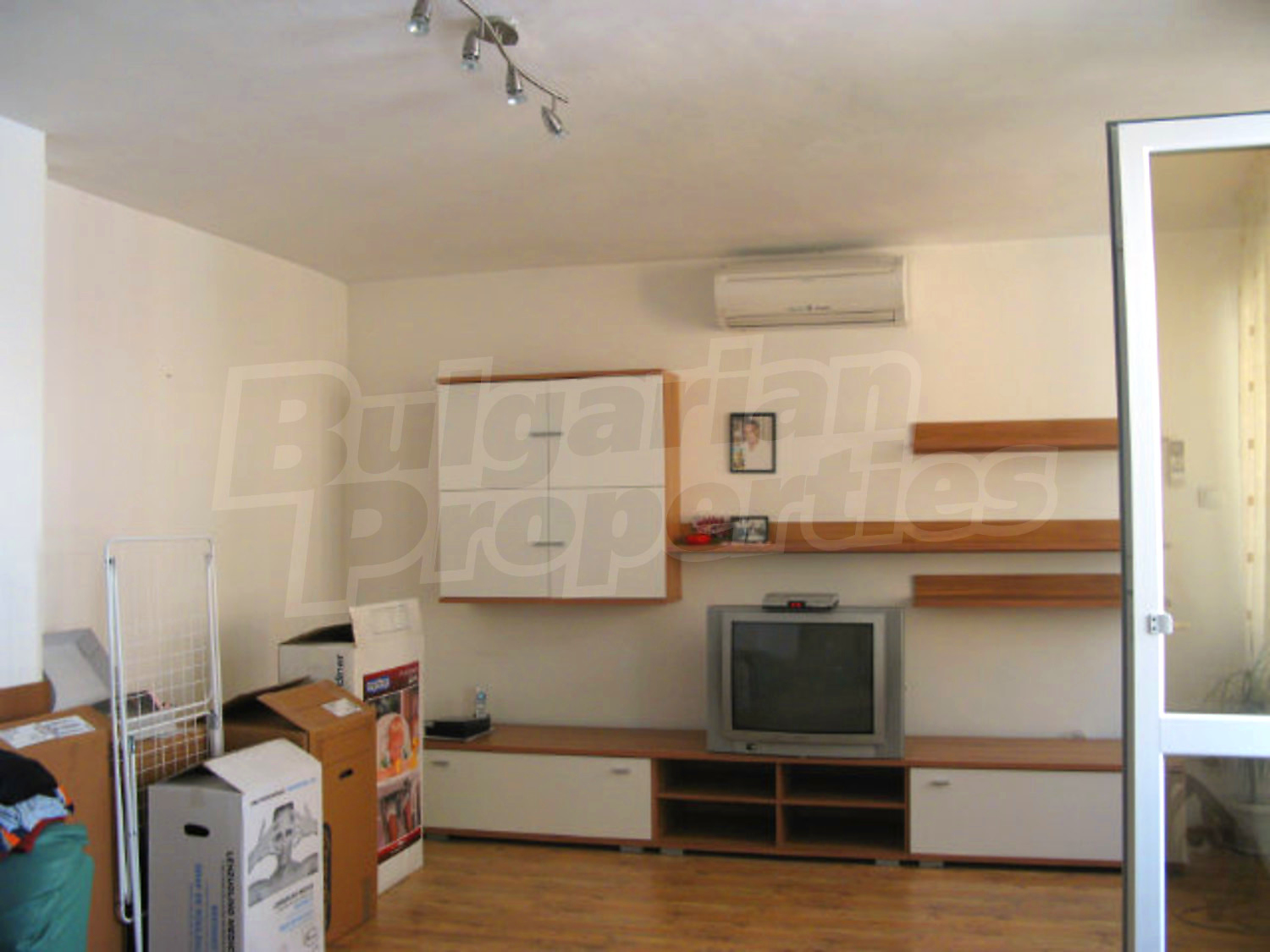 Gallery Picture 8
