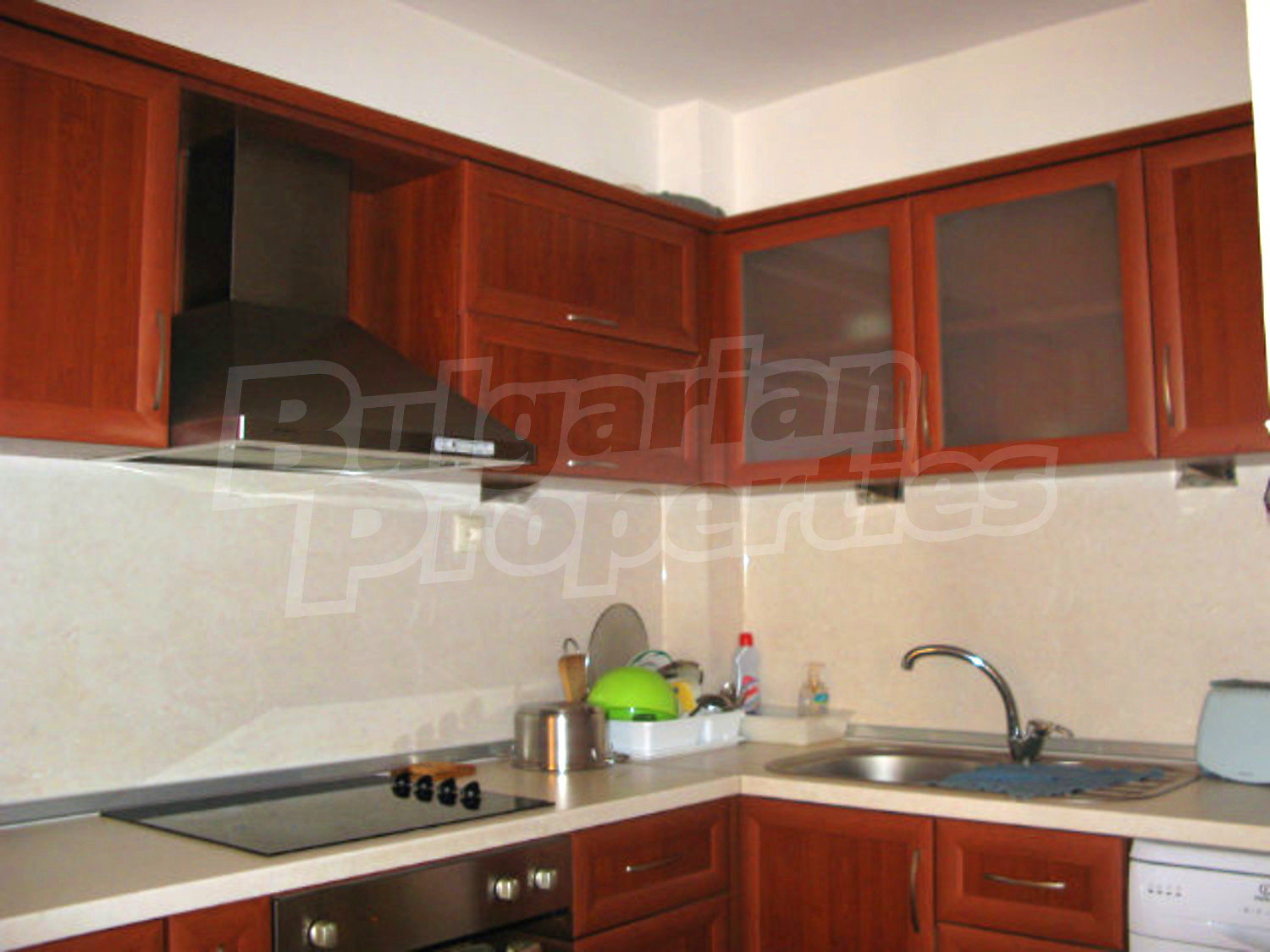 Gallery Picture 9