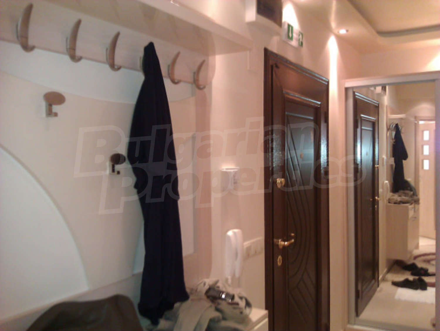 Gallery Picture 9