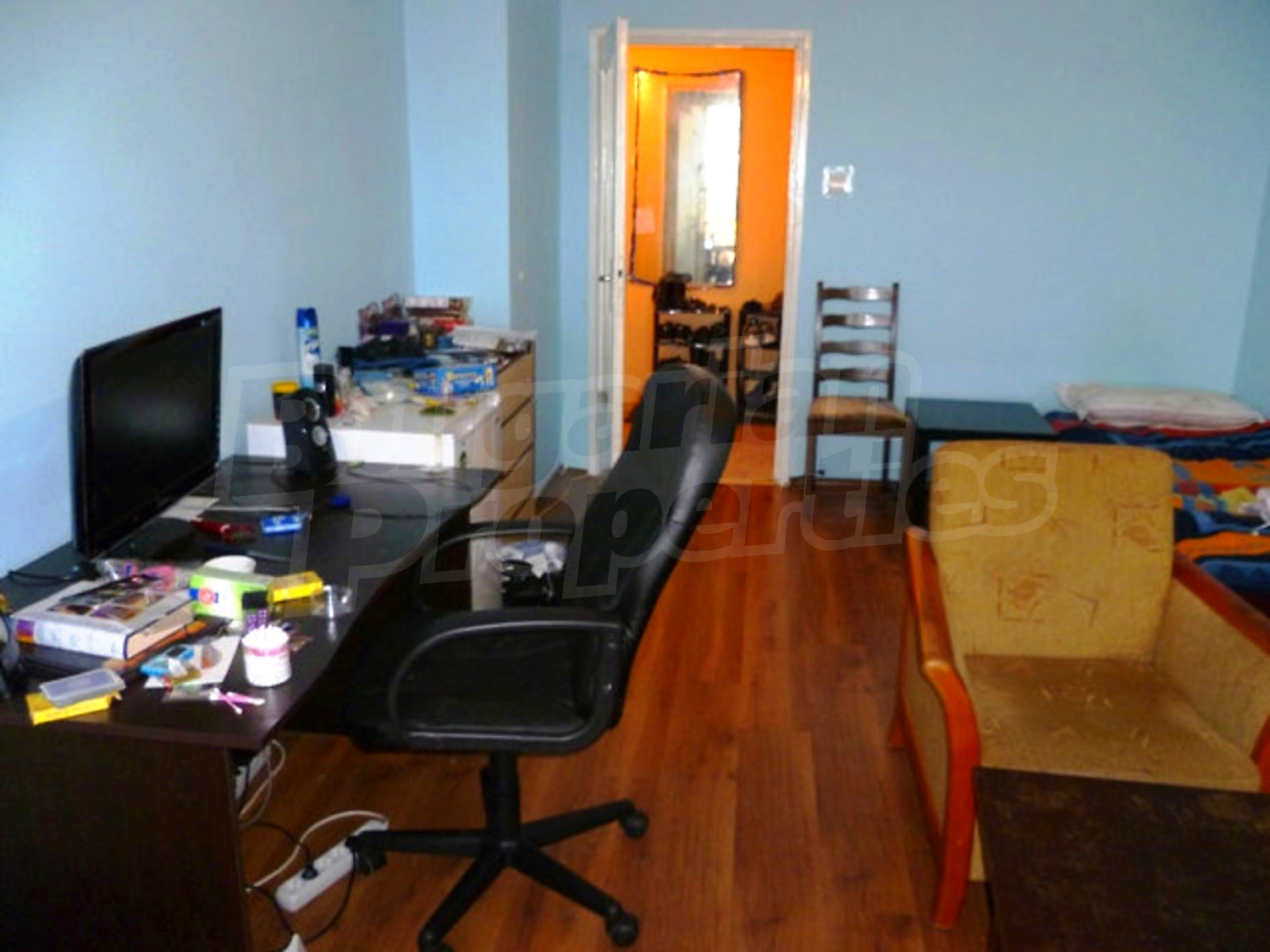 Gallery Picture 6