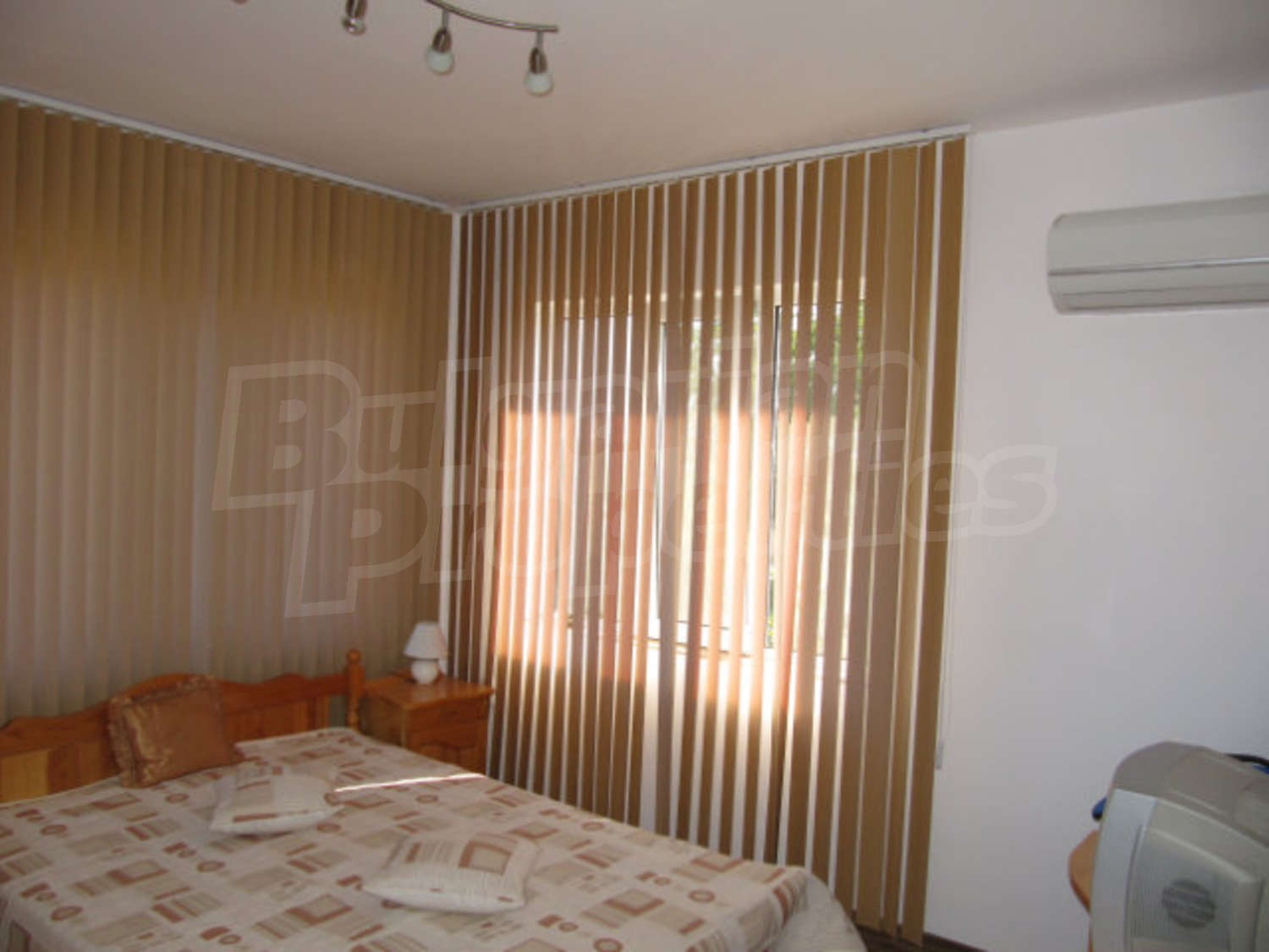 Gallery Picture 33