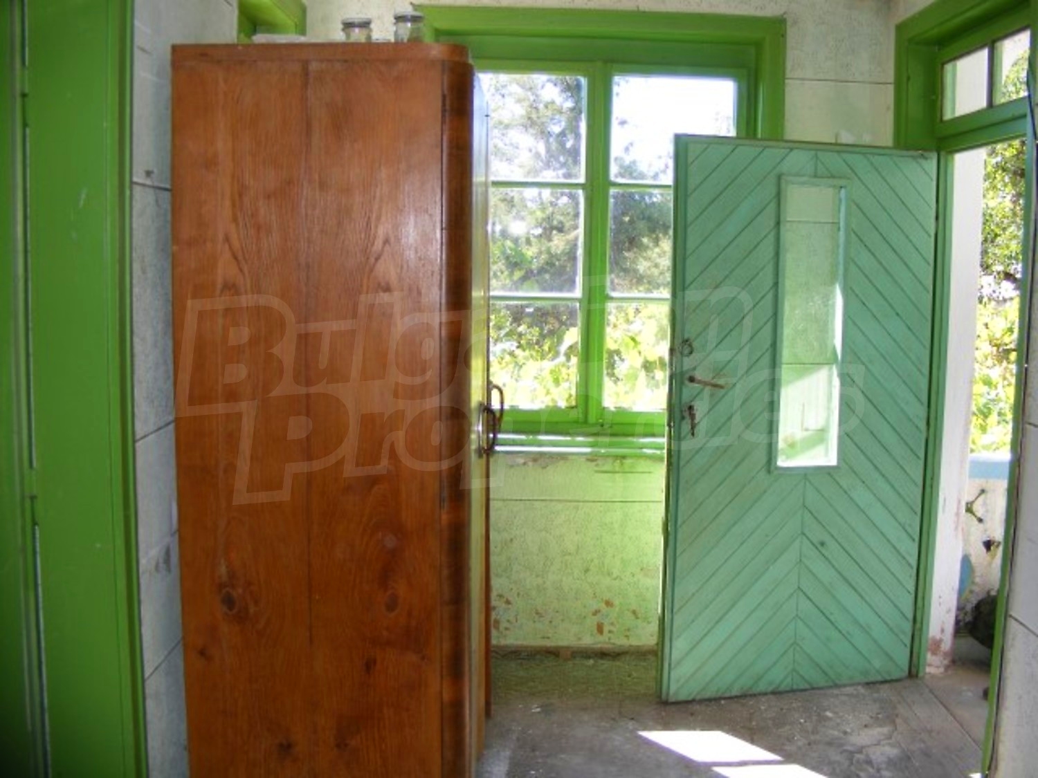 Gallery Picture 15