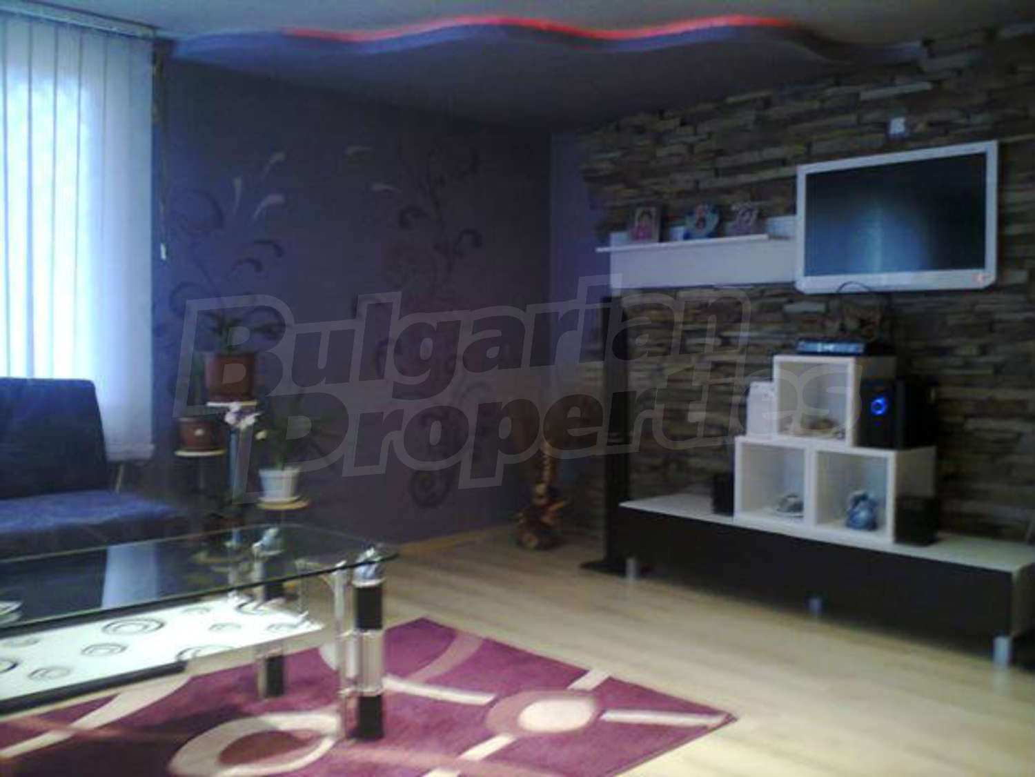 Gallery Picture 4