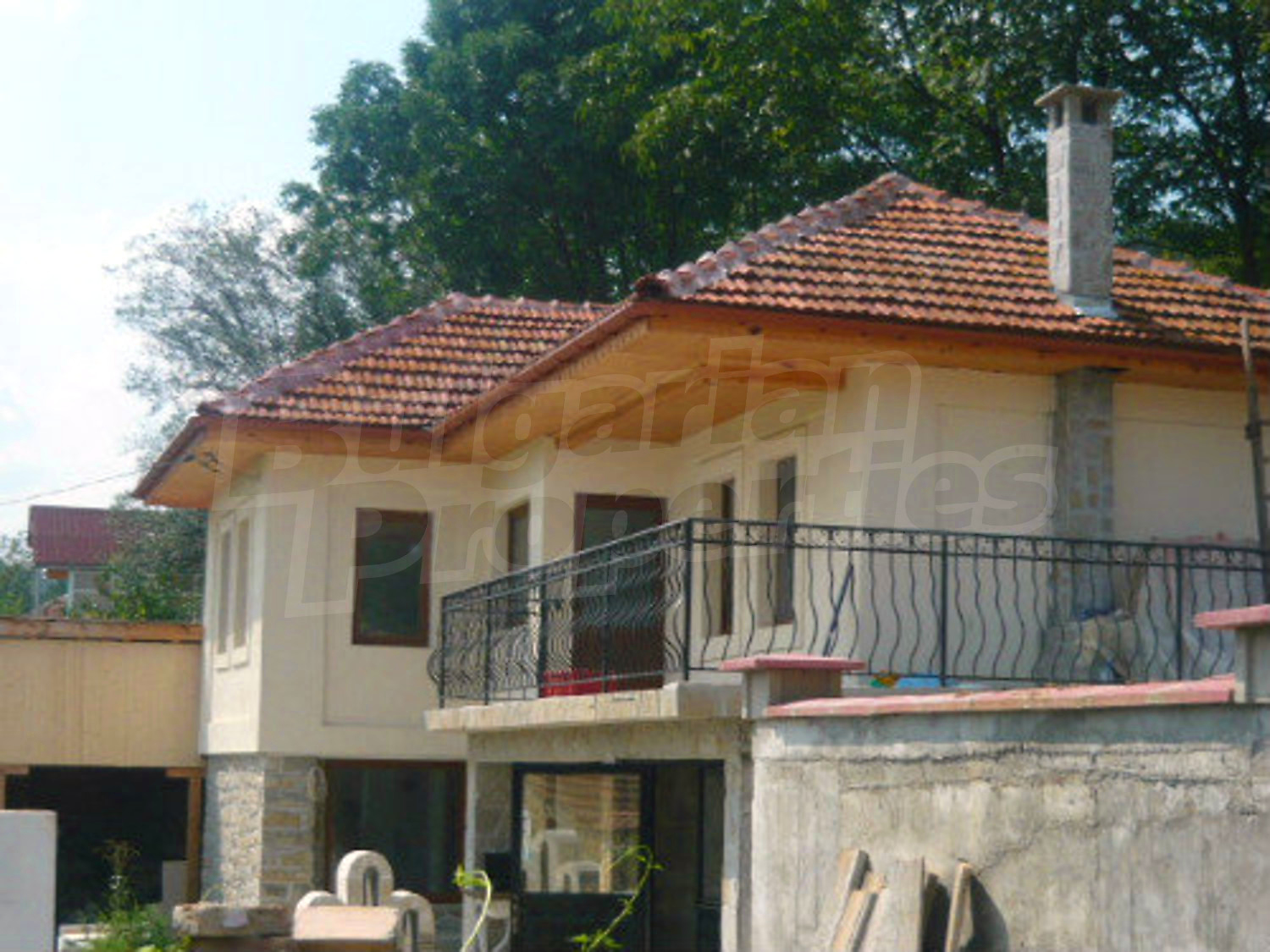 Gallery Picture 2
