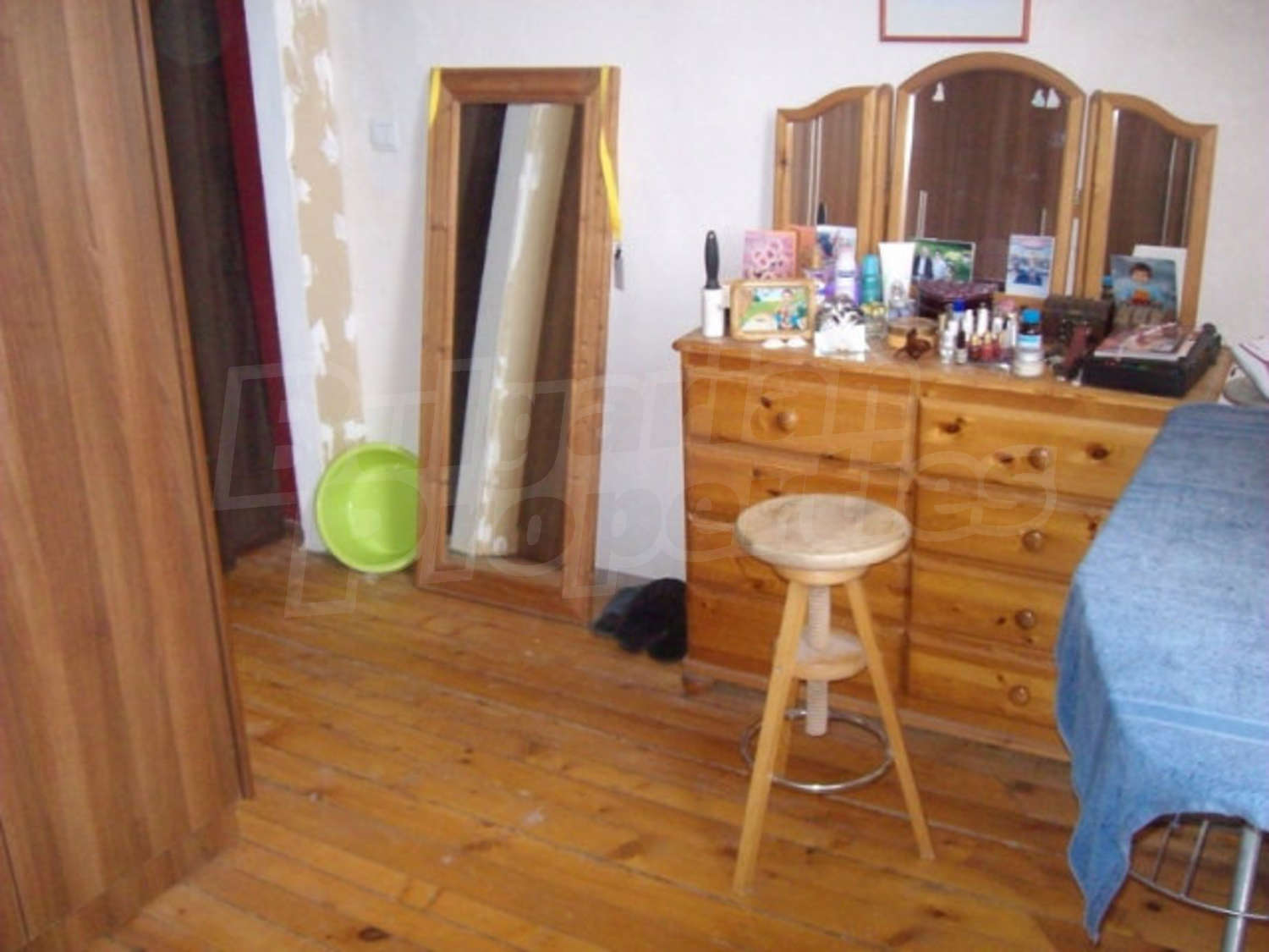 Gallery Picture 4