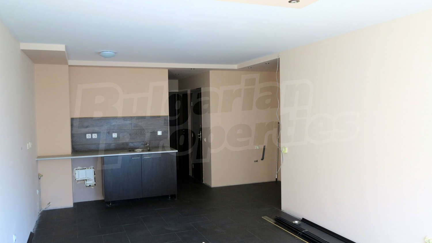 Gallery Picture 5