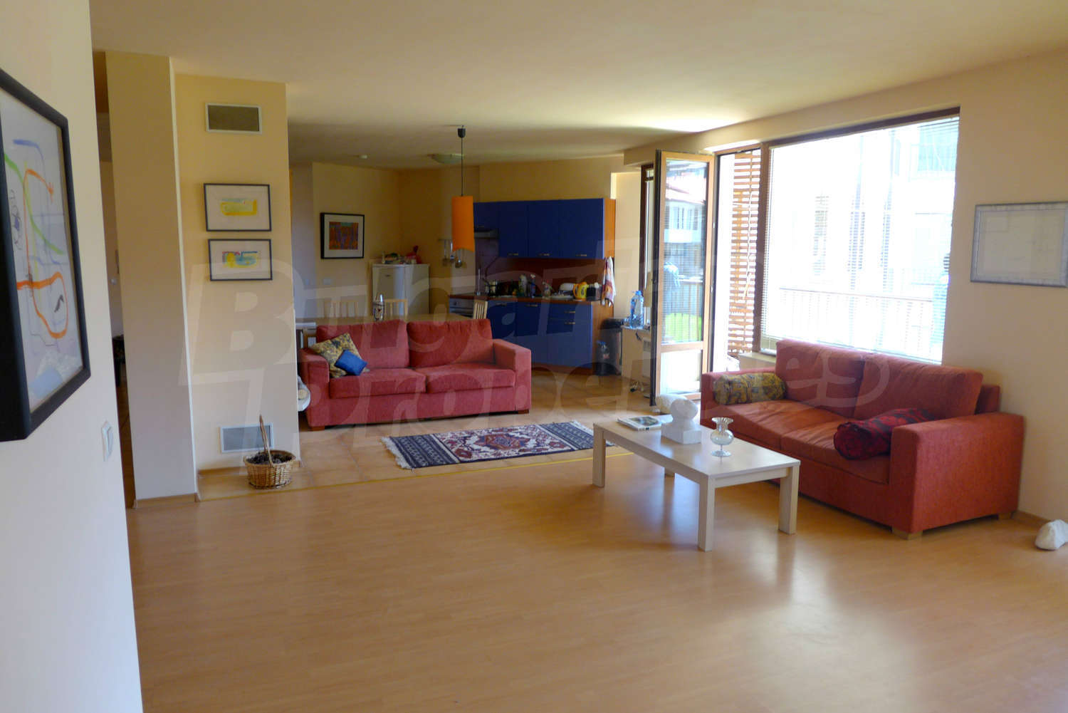 Gallery Picture 4