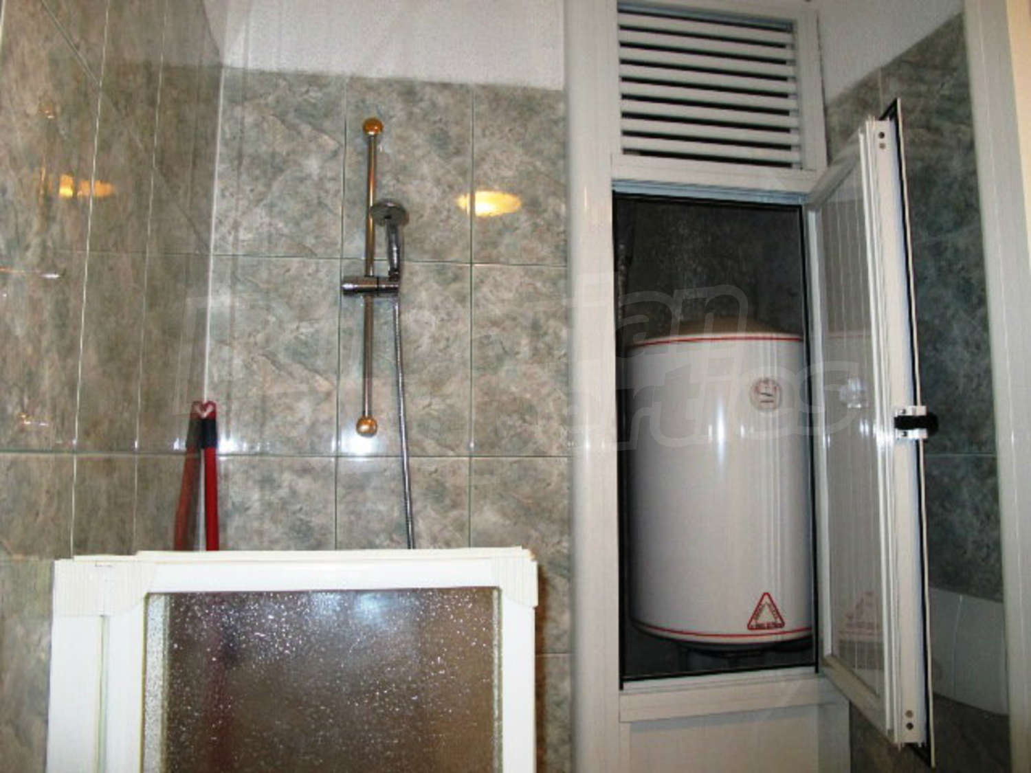 Gallery Picture 25
