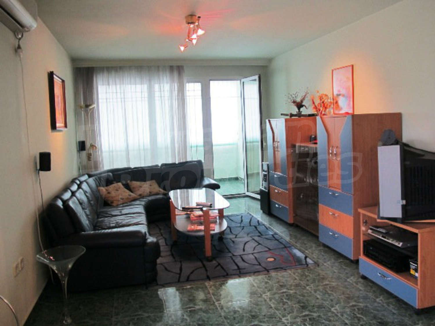 Gallery Picture 6