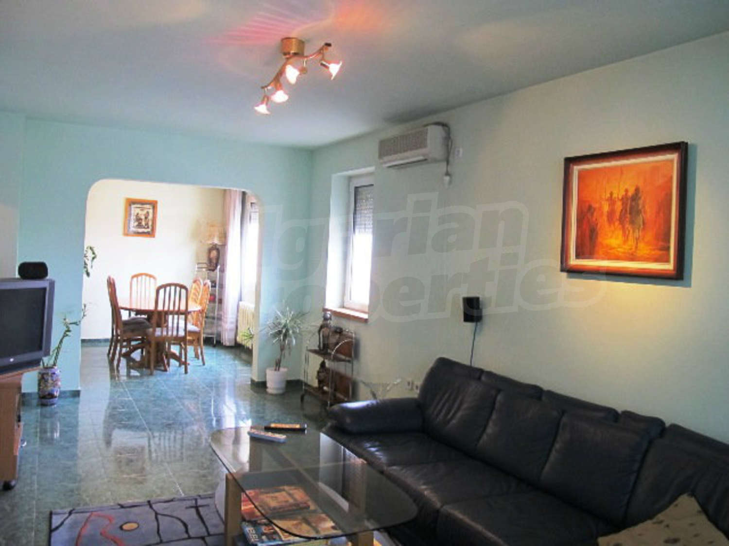 Gallery Picture 9