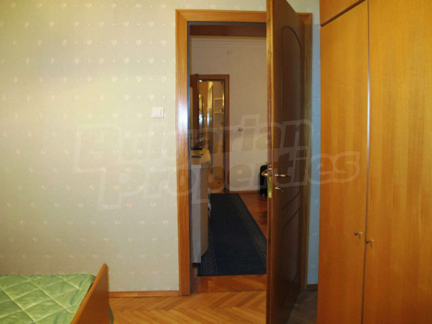 Gallery Picture 15