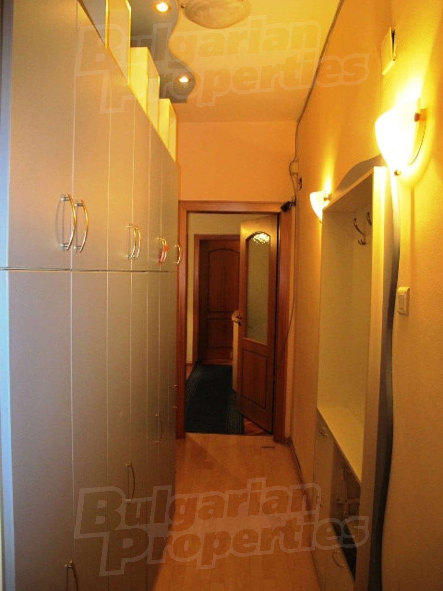 Gallery Picture 18