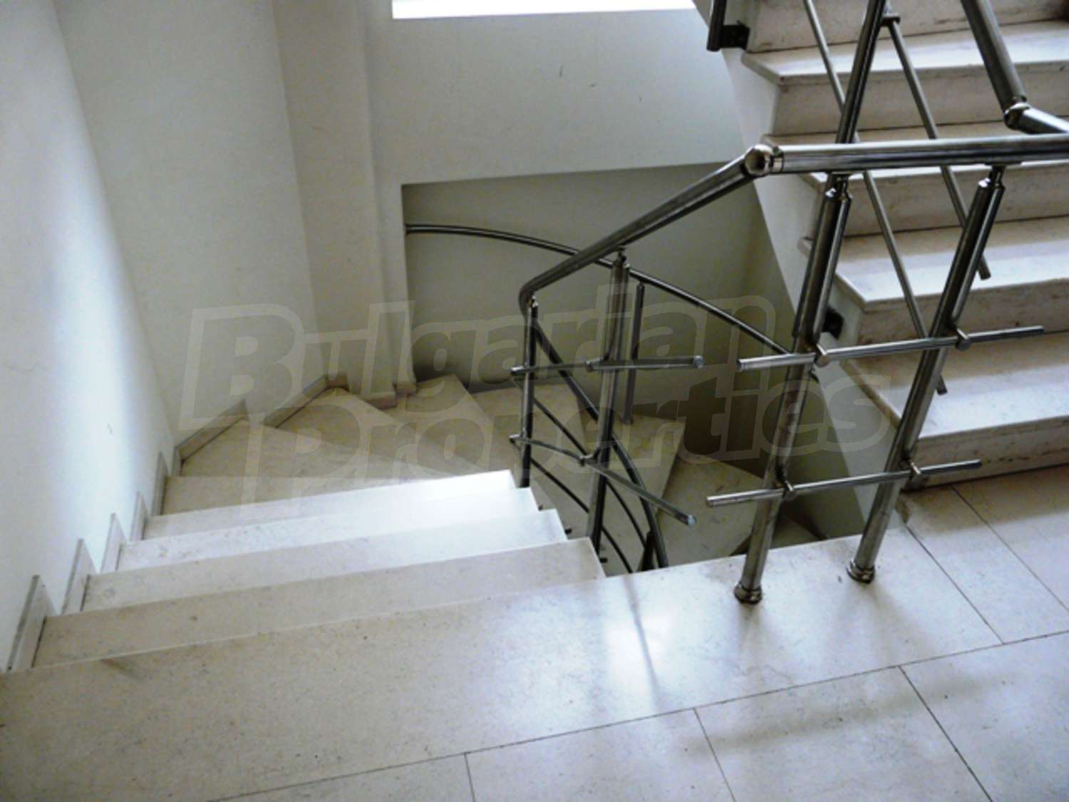 Gallery Picture 23