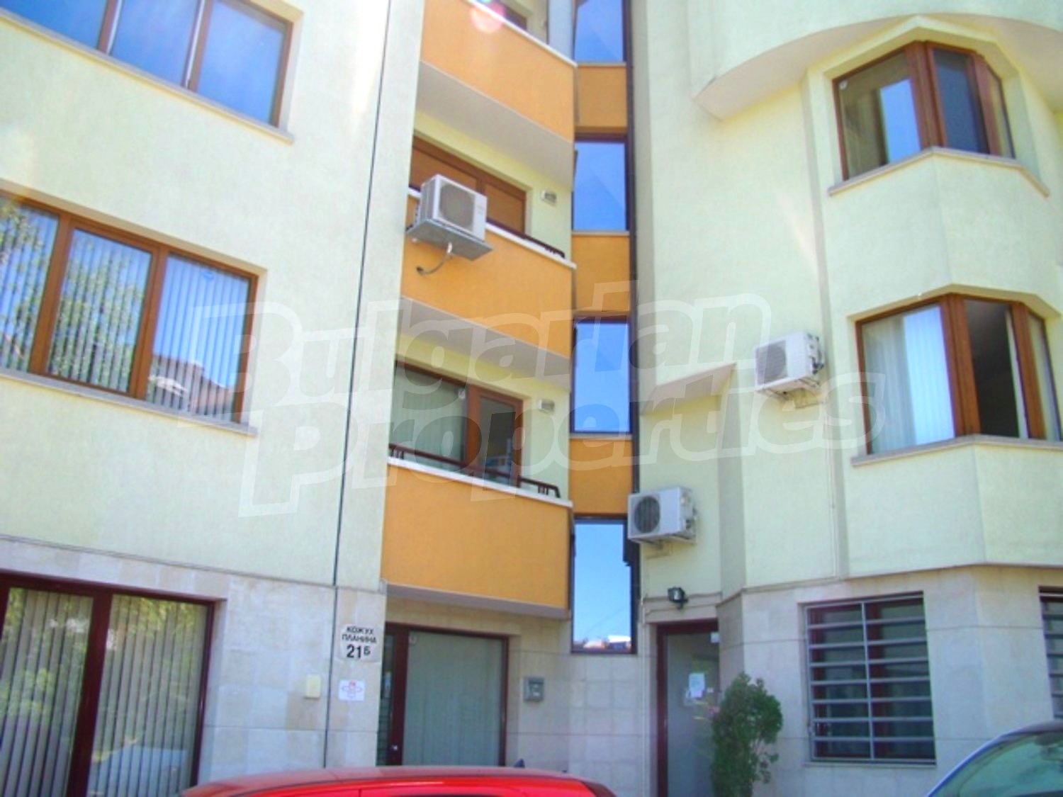 Gallery Picture 2