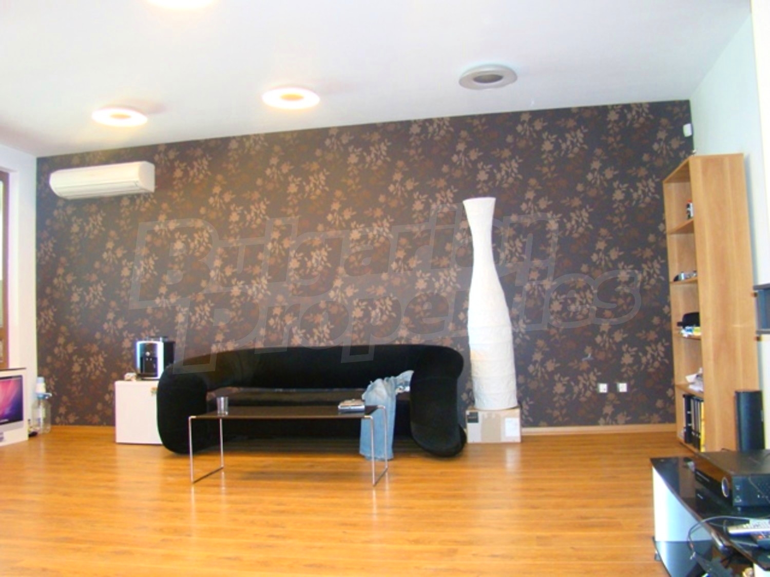 Gallery Picture 7