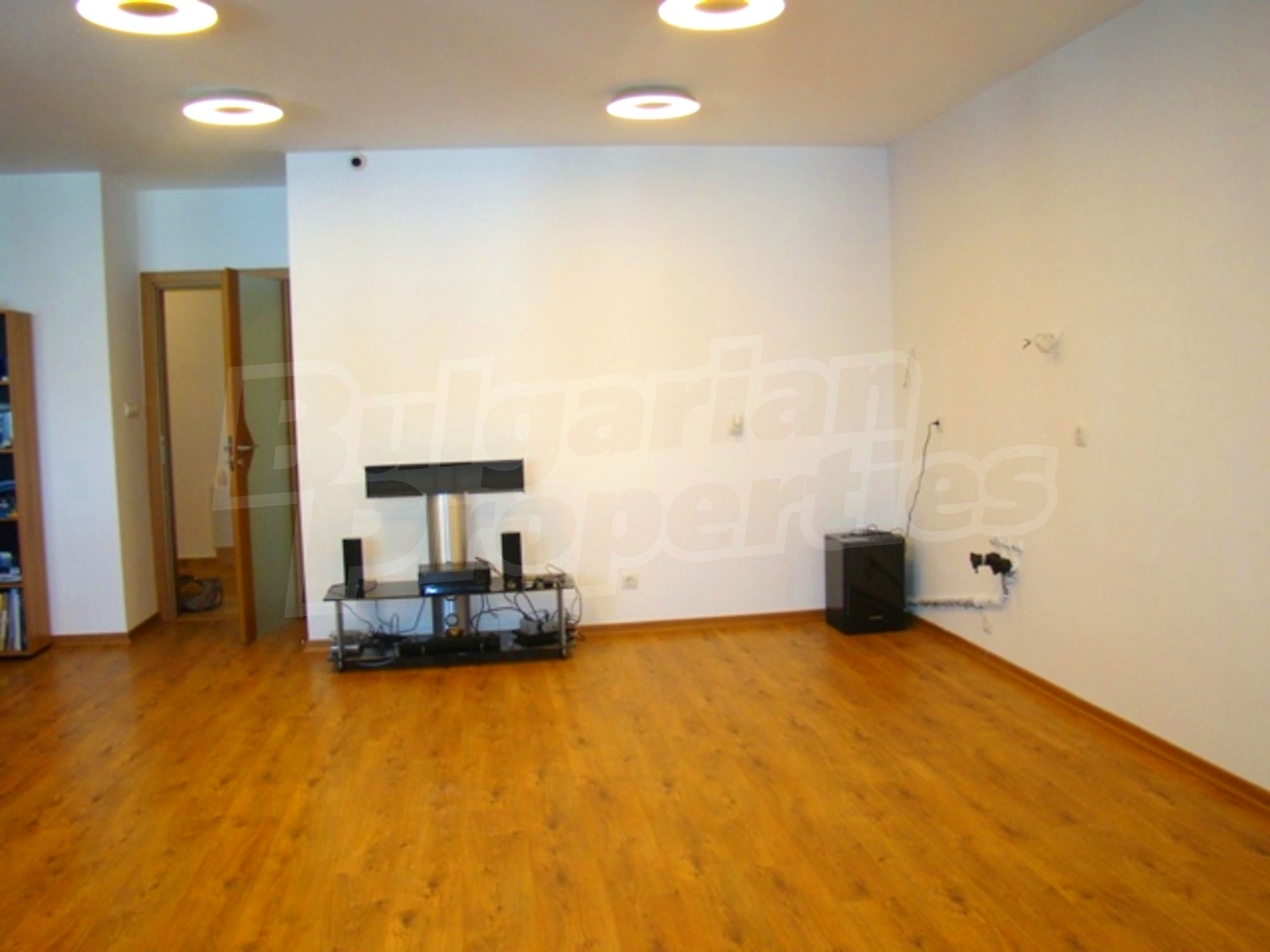 Gallery Picture 9