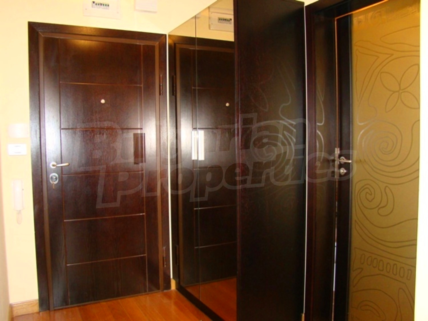 Gallery Picture 22