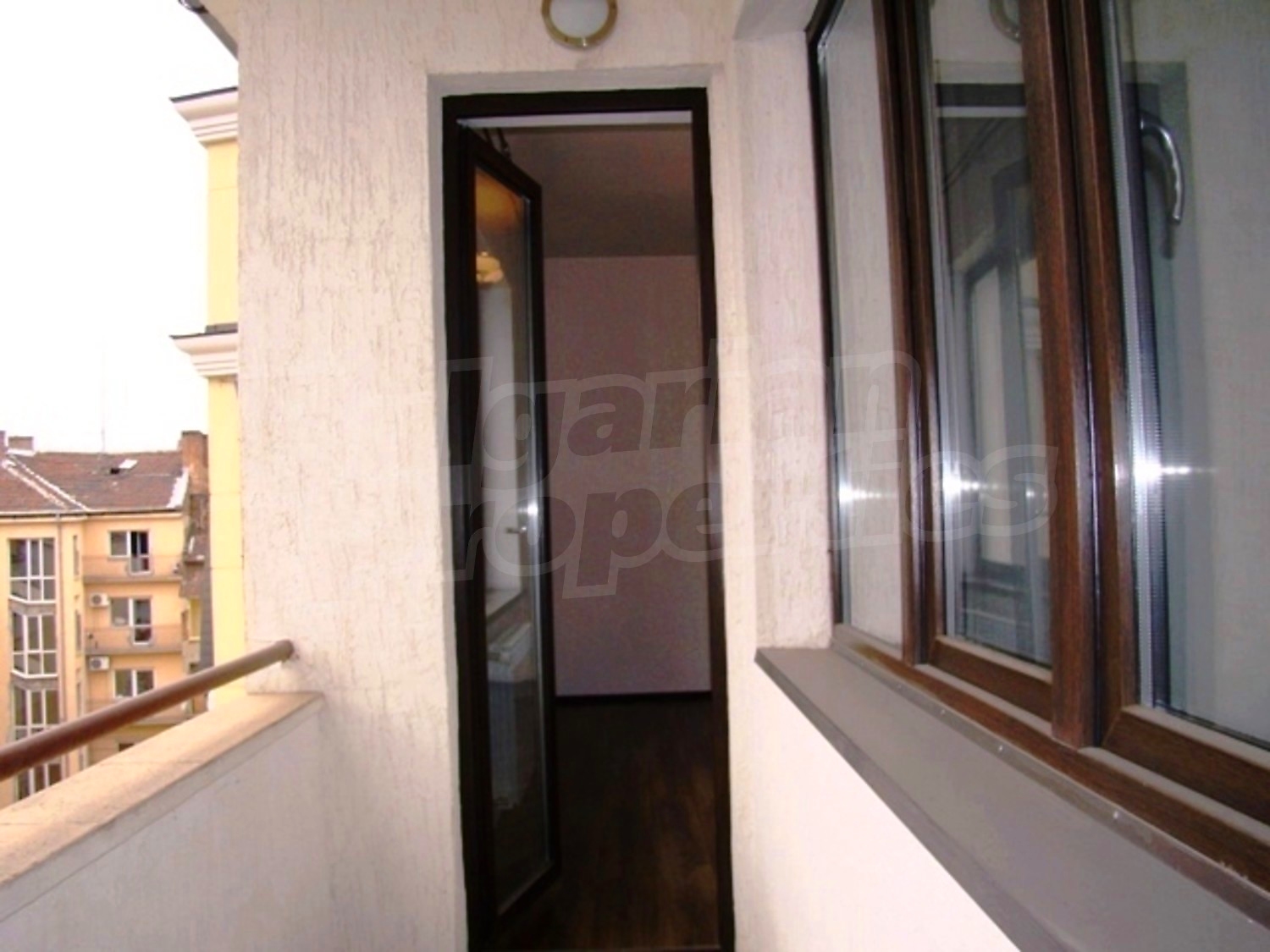 Gallery Picture 24