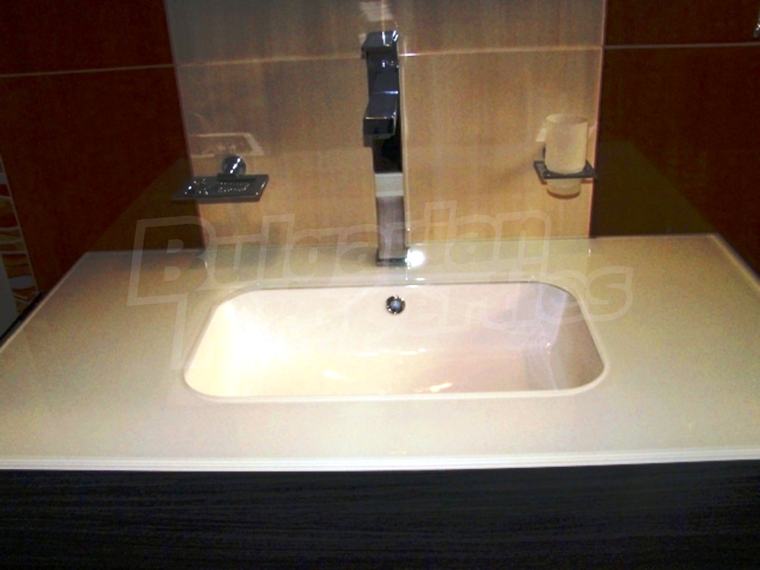 Gallery Picture 27