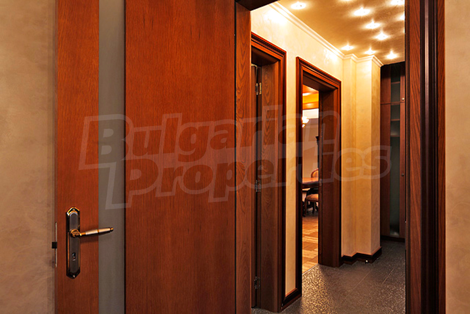 Gallery Picture 15