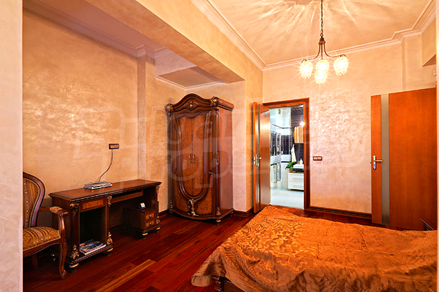 Gallery Picture 5