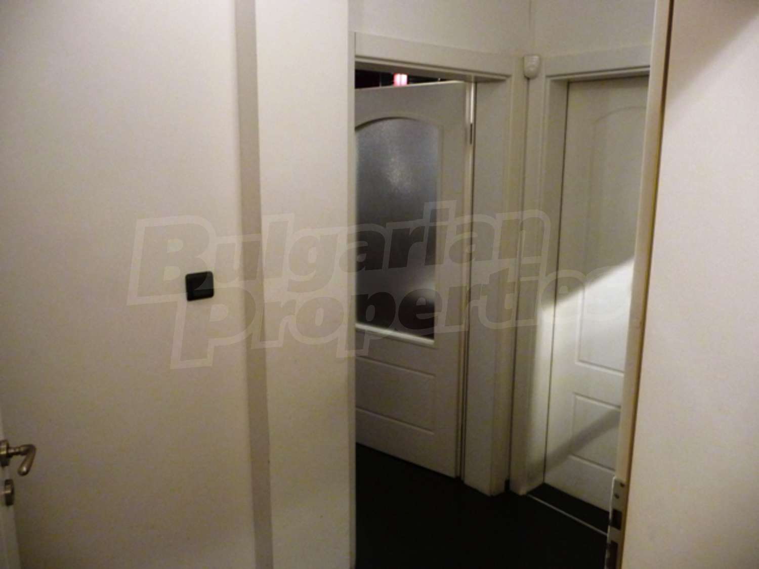 Gallery Picture 4