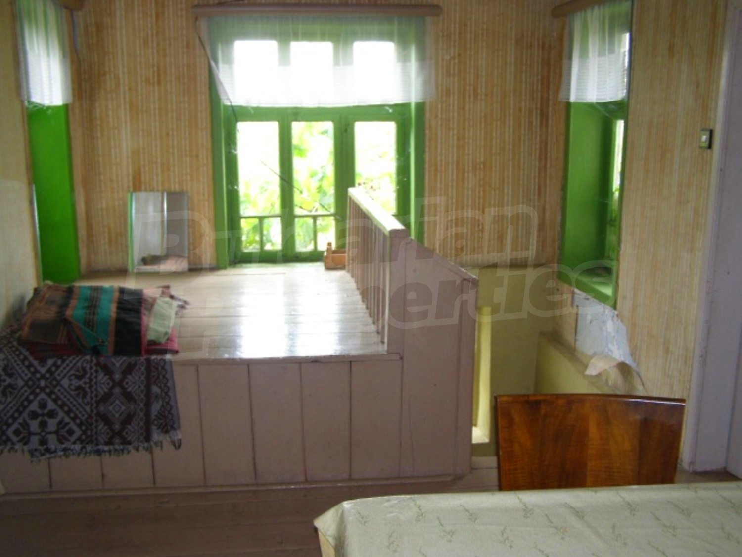 Gallery Picture 12