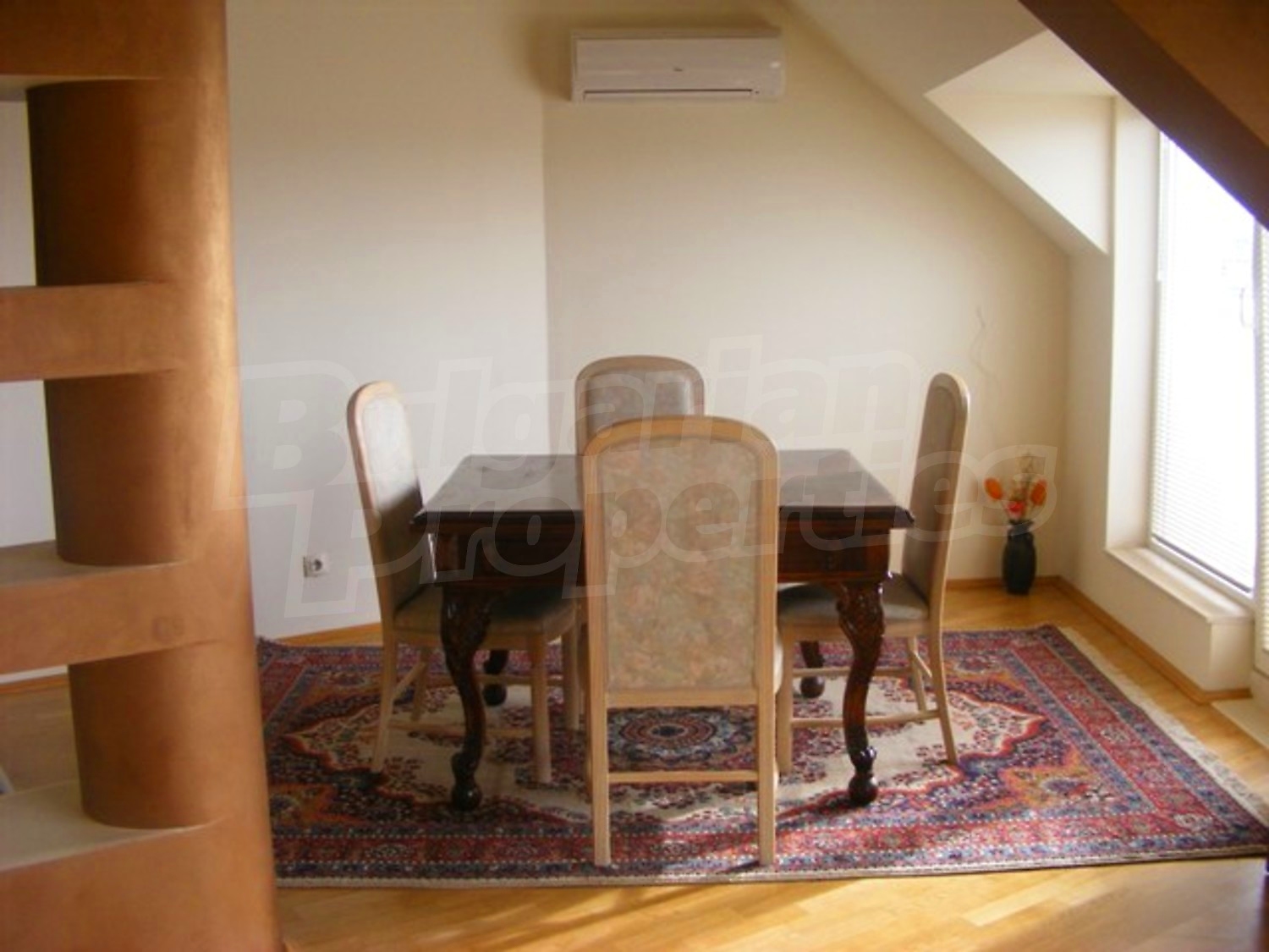 Gallery Picture 8