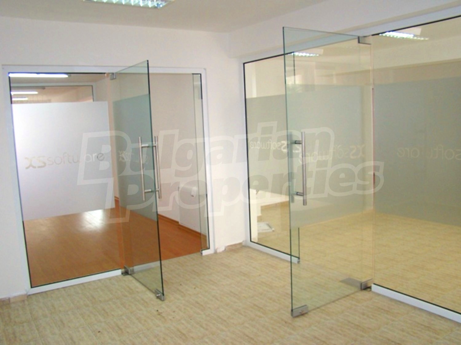 Gallery Picture 12