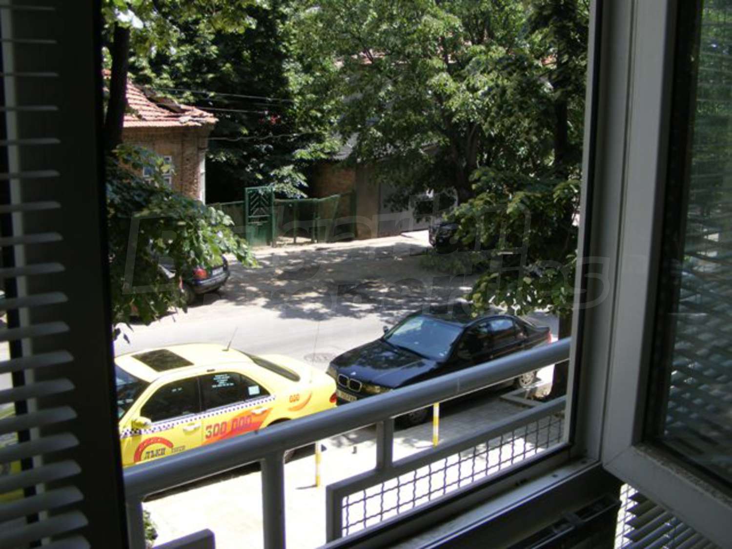 Gallery Picture 10